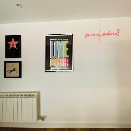 شقة La Casa Del Rock اراندا دي دويرو المظهر الخارجي الصورة