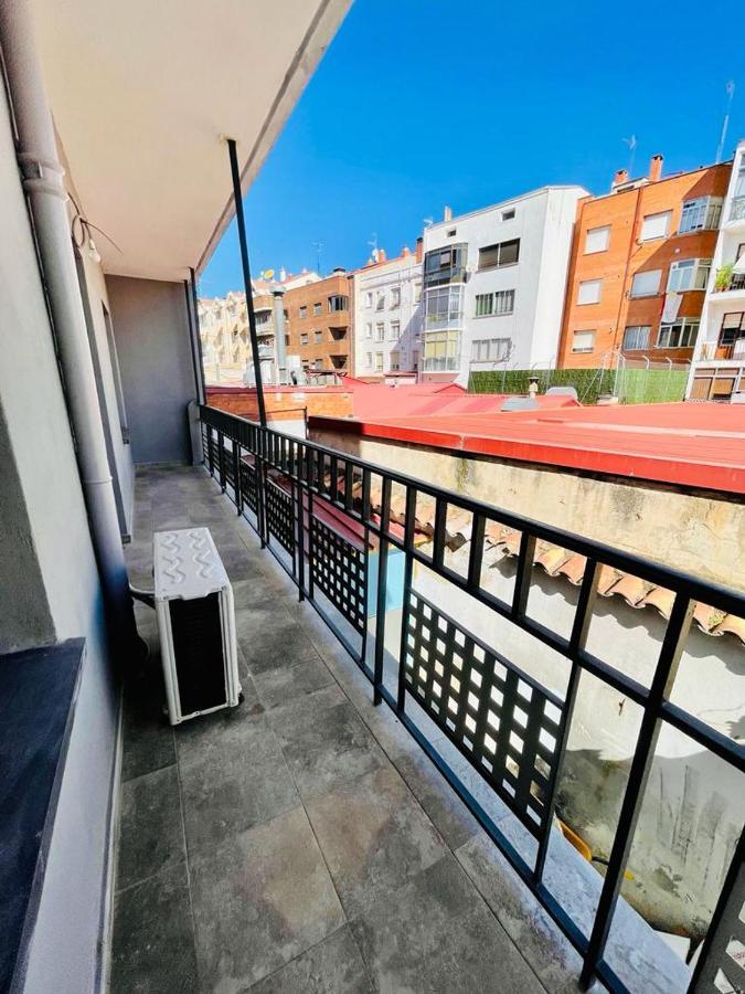 شقة La Casa Del Rock اراندا دي دويرو المظهر الخارجي الصورة